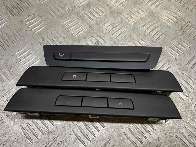 Блок кнопок центральной консоли 61319220050 BMW