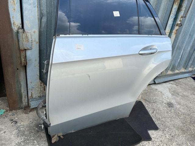 Дверь пассажирская задняя левая A2127300305 MERCEDES
