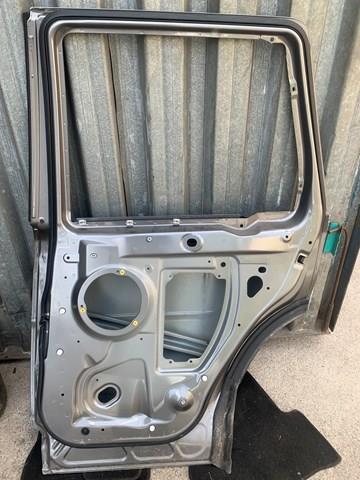 LAND ROVER LR005851 Дверь задняя правая в наличии Хмельницкий