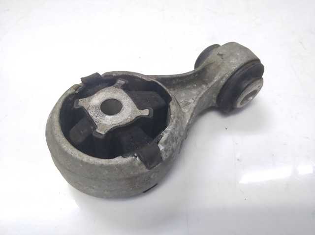 Правая опора ДВС 11350JD000 NISSAN