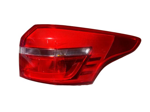 Фонарь задний правый 2033122 FORD