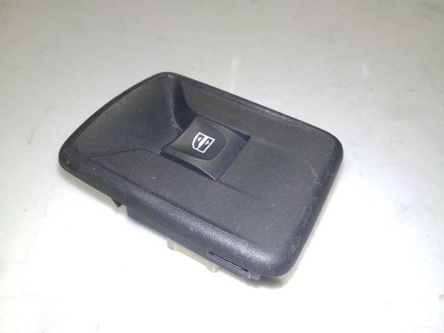 254218614R RENAULT Кнопка включения мотора стеклоподъемника передняя правая купить в Кривой Рог
