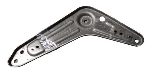Кронштейн задней балки 33326770977 BMW