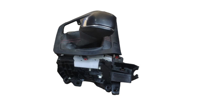 Ручка рычага коробки передач 3354240050C0 TOYOTA