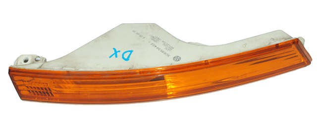 Поворотник правый 3C0953042J VAG