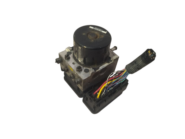 Гидроблок АБС 476605X72E NISSAN