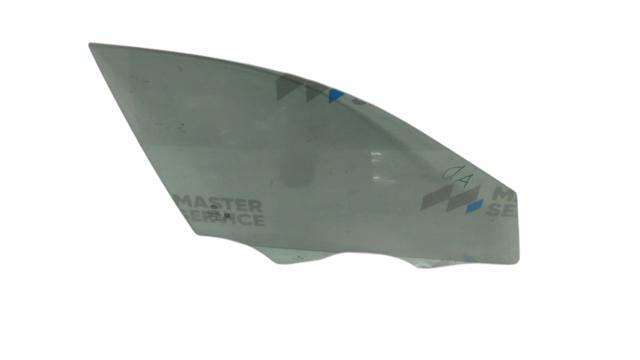 Стекло пассажирской двери 50547121 FIAT