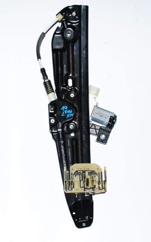 Стеклоподъемник задней правой двери 51357182614 BMW