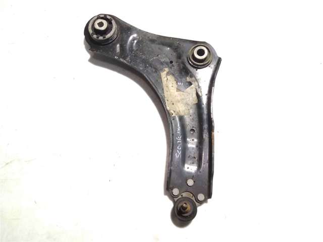 Передний нижний рычаг 545000399R RENAULT