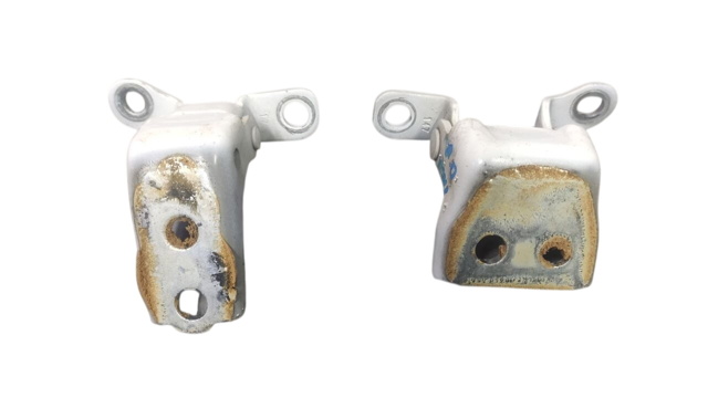 Петля двери передней правой 67420T2FA02ZZ HONDA