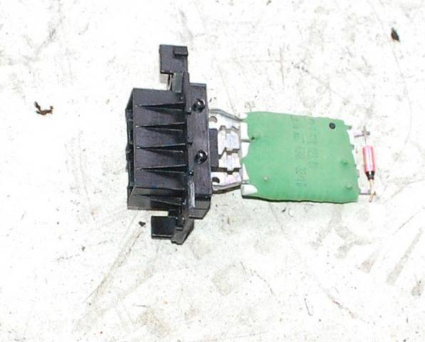 Реле отопителя 77364555 FIAT