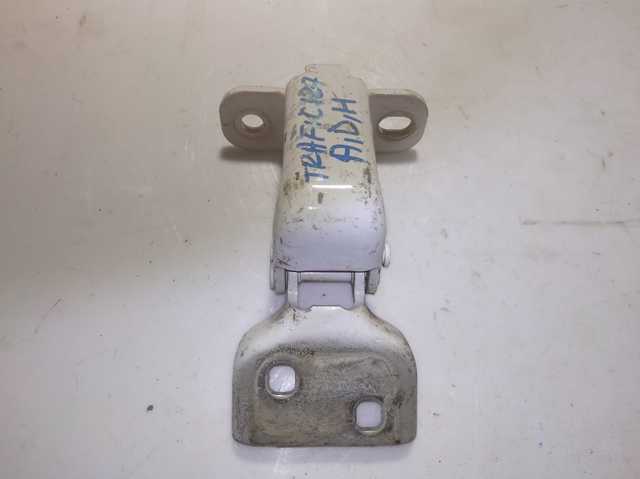 Петля передней двери 804207166R RENAULT