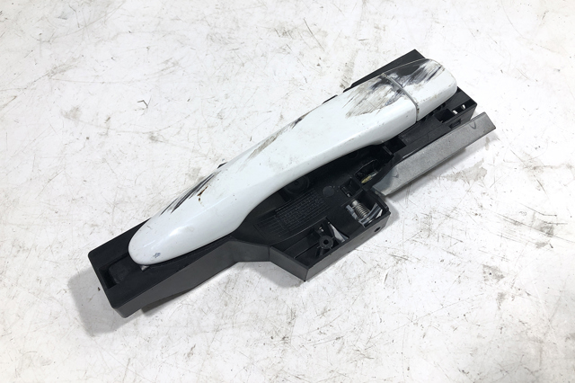 Ручка задней двери, наружная 806B04EH0B RENAULT