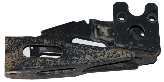 Кронштейн крепления переднего рычага, задний 8200395102 RENAULT