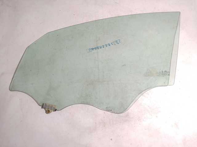 Стекло передней двери, левой 82410A4010 HYUNDAI