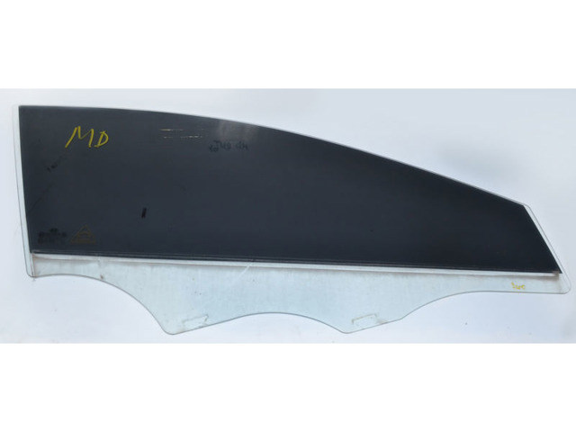 Стекло пассажирской двери 824213X000 HYUNDAI