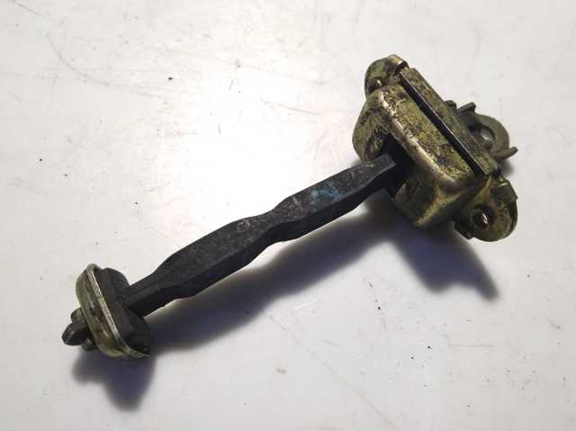 Ограничитель открывания задней двери 82430BM710 NISSAN