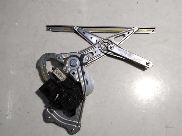 Стеклоподъемник задней левой двери 827216769R RENAULT