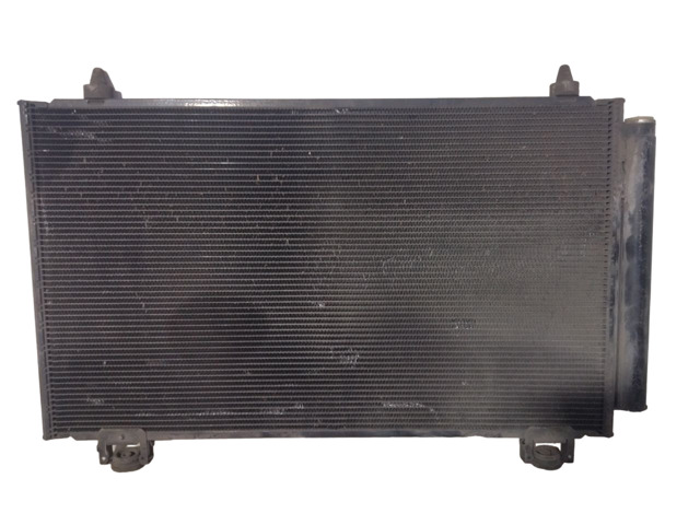 Конденсатор кондиционера 8845002240 TOYOTA