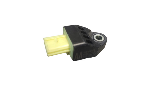Датчик AIRBAG передний 8983175020 TOYOTA