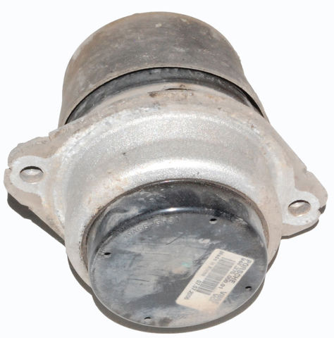 Правая опора двигателя Порше Кайен