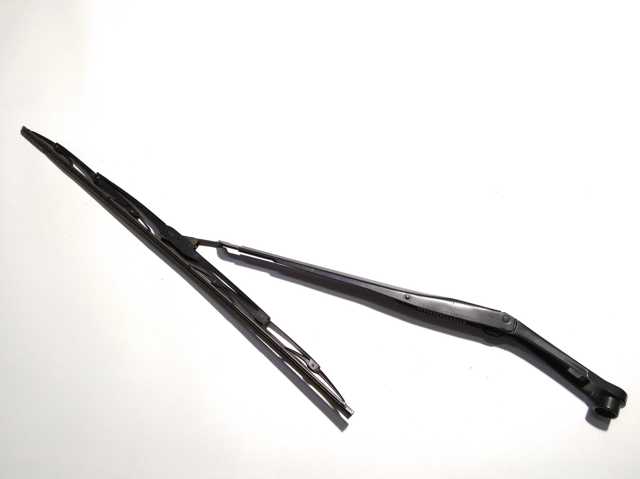 Поводок дворника 98311F2000 HYUNDAI