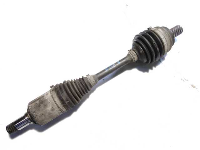 Полуось передняя, правая A2123301701 MERCEDES