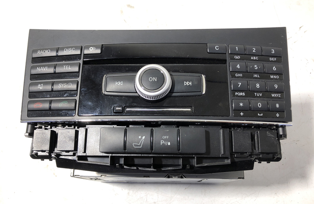 Магнитола (радио AM/FM) A2129004208 MERCEDES