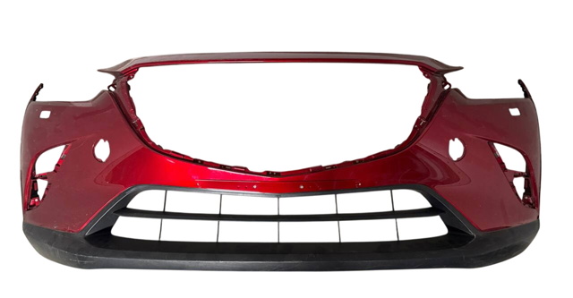 Бампер передний DF8G50031 MAZDA