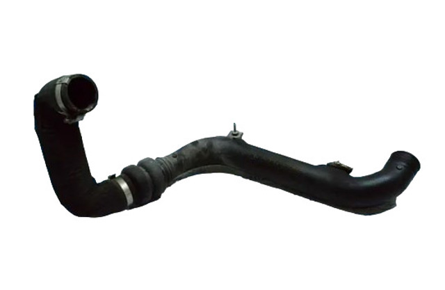 Шланг интеркуллера DS7Z6C646B FORD