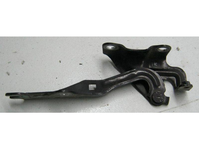 Шарнир капота левый EG2152420B MAZDA