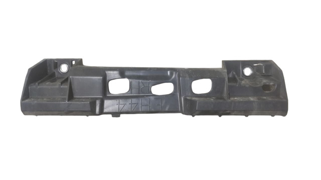 Правое крепление переднего бампера EH4450151D MAZDA