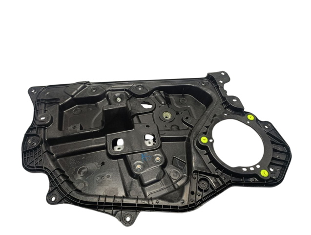 Подъемник механический ветрового стекла KB7W59590 MAZDA