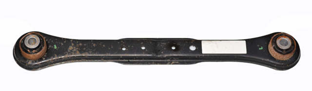 Растяжка задней подвески LR002575 LAND ROVER