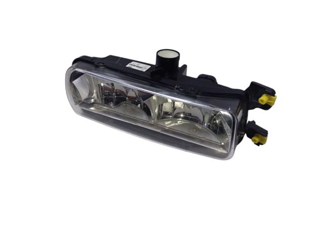 Фара противотуманная, правая LR033406 LAND ROVER