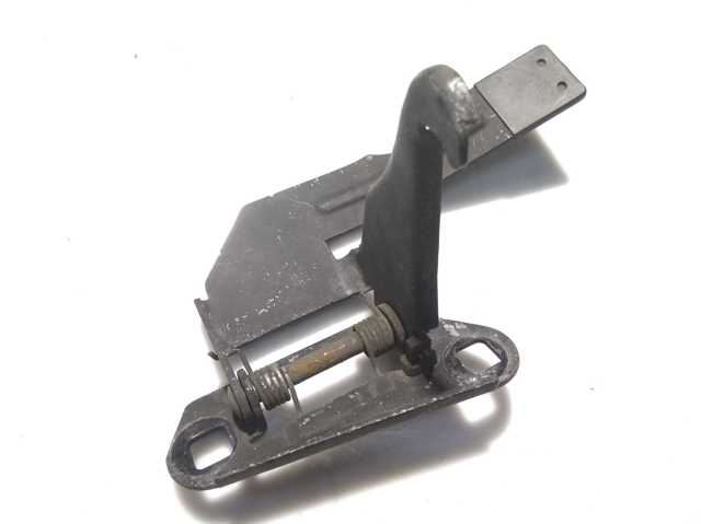Навеска и упор капота LR035401 LAND ROVER
