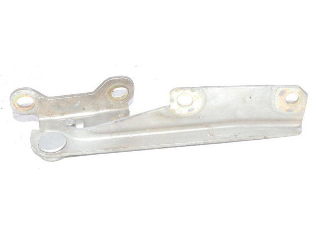 Завеса капота правая M896535 MITSUBISHI