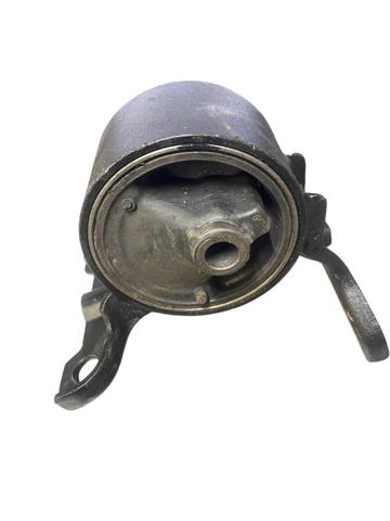 Левая опора двигателя MN101574 MITSUBISHI