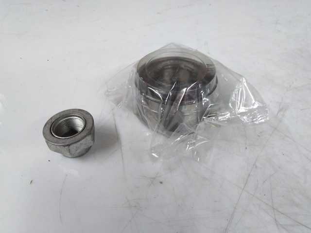 Подшипник передней ступицы R15854 SNR