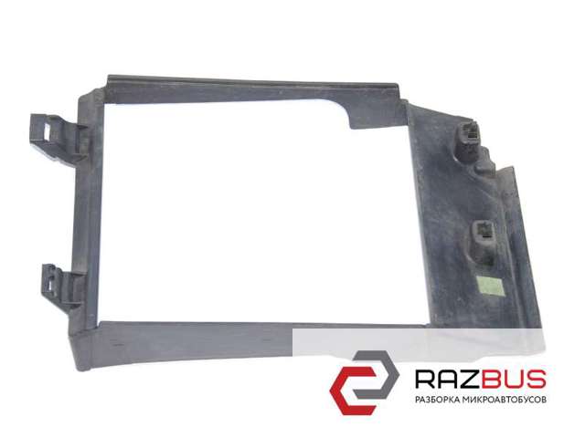 215586921R RENAULT Диффузор интеркуллера купить в Чернигов