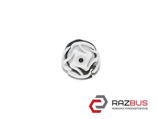 7703077476 RENAULT Пистон (клип) крепления обшивки двери купить в Полтава