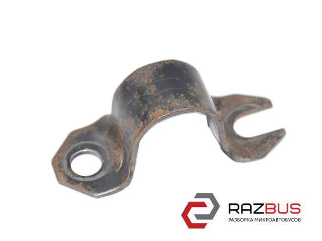 Хомут крепления втулки стабилизатора, переднего B25D34155 MAZDA