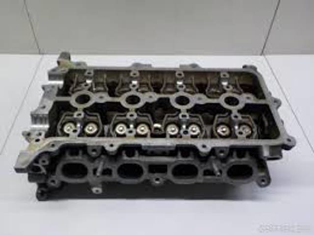 Головка блока цилиндров 221002B001 HYUNDAI