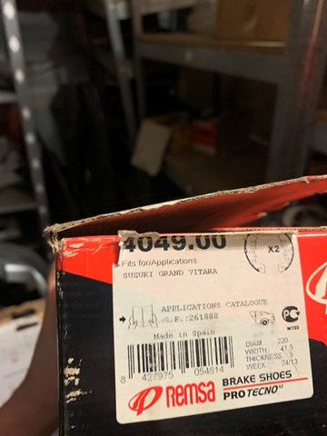 REMSA 404900 Задние барабанные колодки в наличии Украина