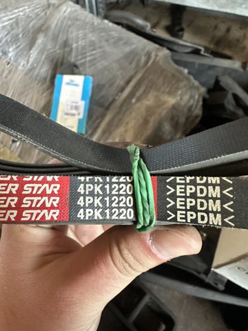 Поликлиновый ремень 4PK1220 DONGIL