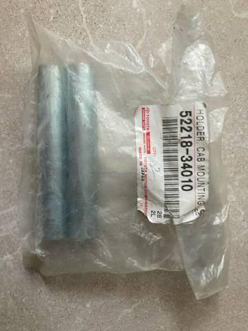 5221834010 TOYOTA Втулка подушки рамы (крепления кузова) купить в Запорожье