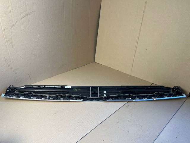 110056700F TESLA Молдинг (накладка) приборной панели "торпедо" центральный купить в Хмельницкий