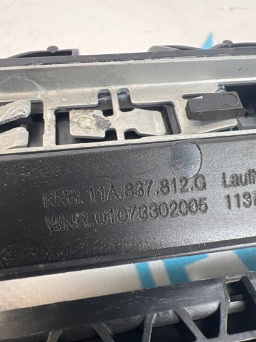 VAG 11A837812G Держатель наружной ручки двери правых дверей в наличии Полтава