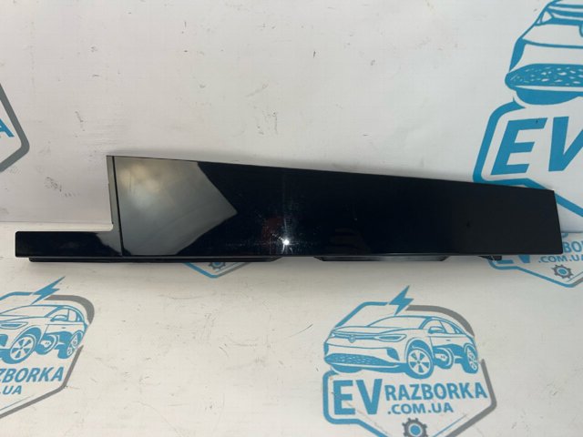 Накладка двери задней левой вертикальная 11A839901A041 VAG