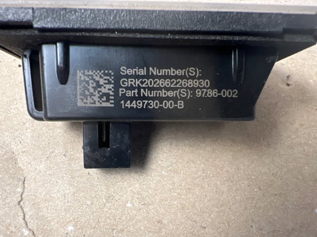 Фонарь подсветки заднего номера Tesla Model 3